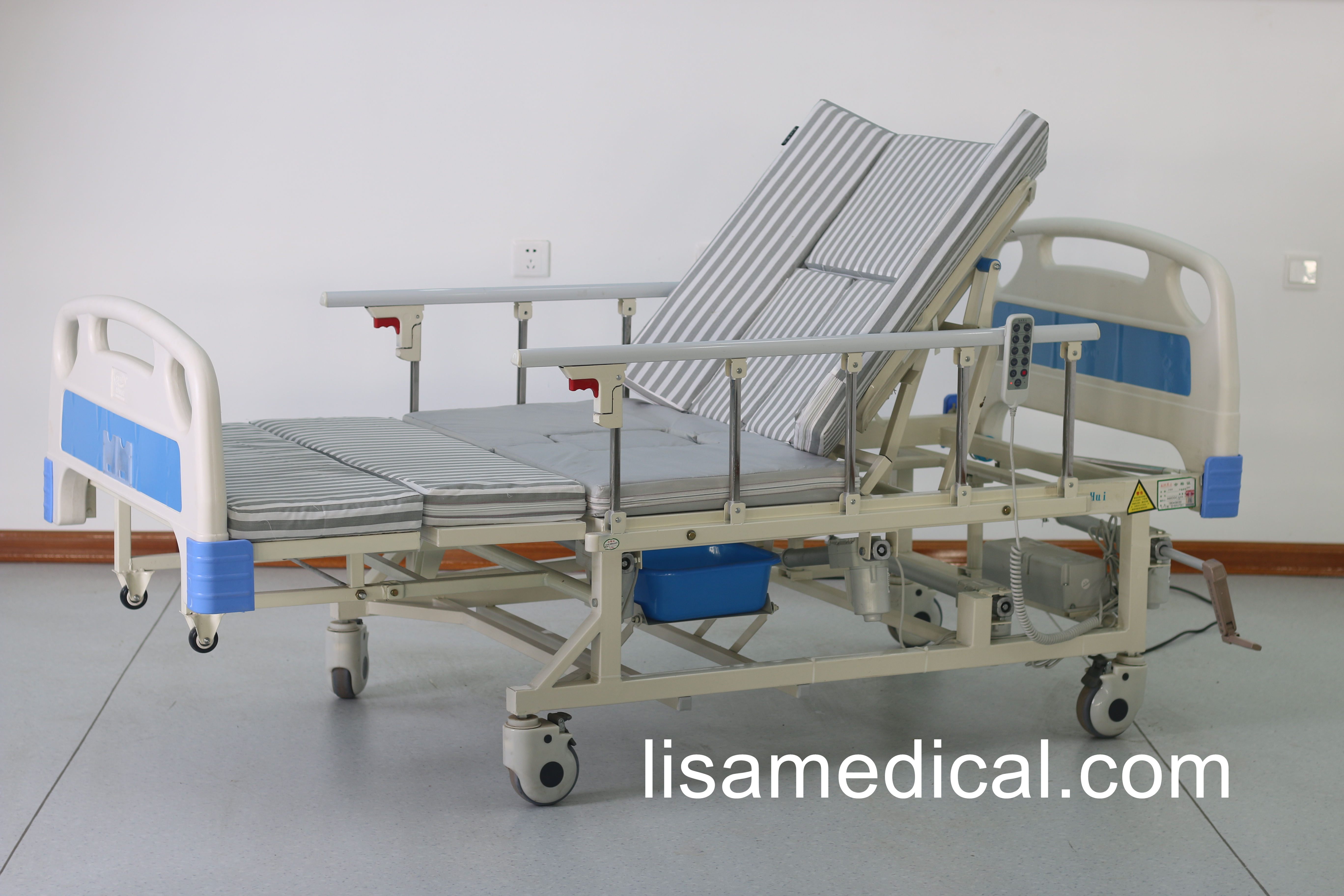 LSB-D04 Flashlight Dual-purpose Multi-functional Anti-side Slip Nursing Bed