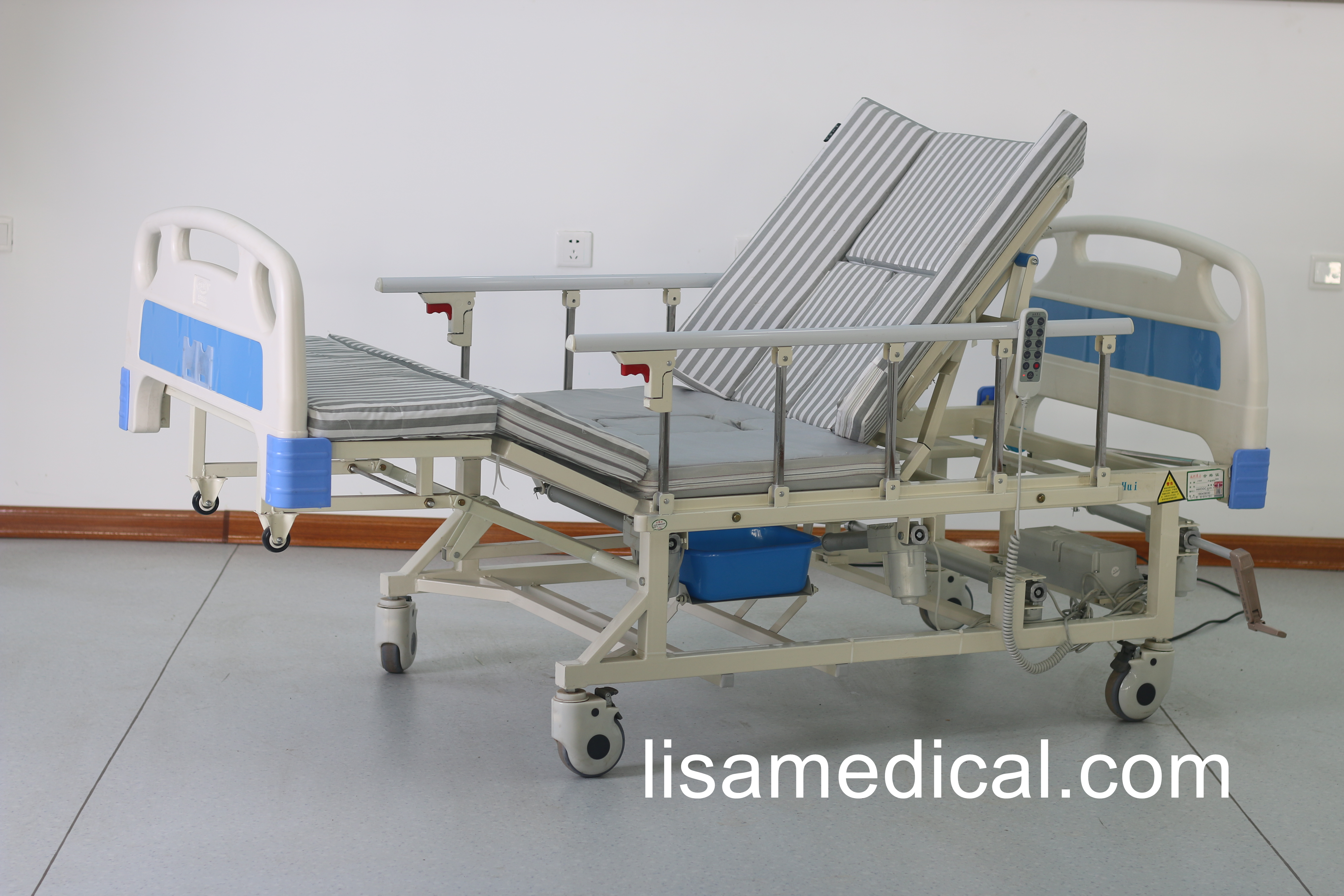 LSB-D04 Flashlight Dual-purpose Multi-functional Anti-side Slip Nursing Bed