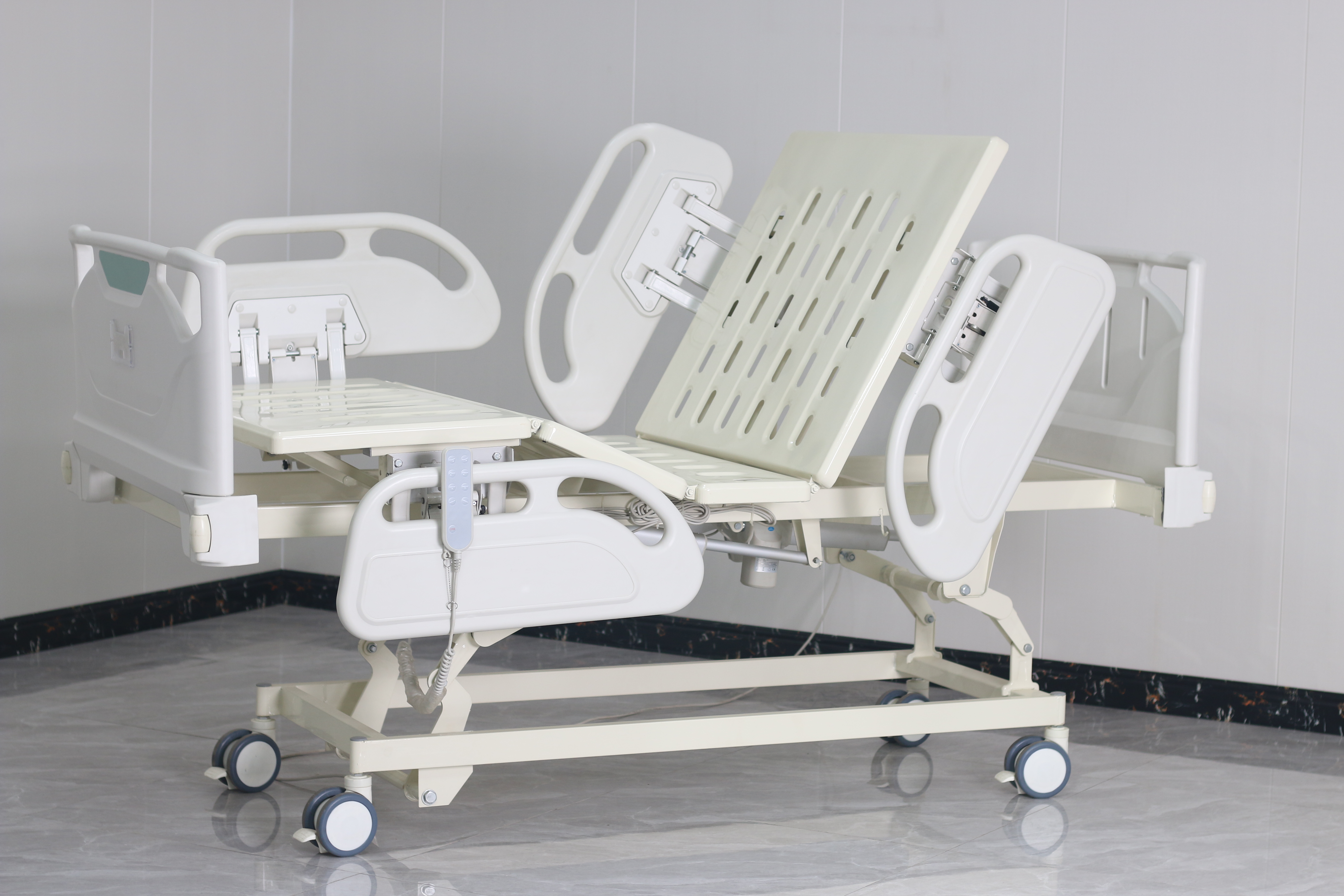 LISA Medical: Eco-friendly high-quality hospital beds and one-stop service