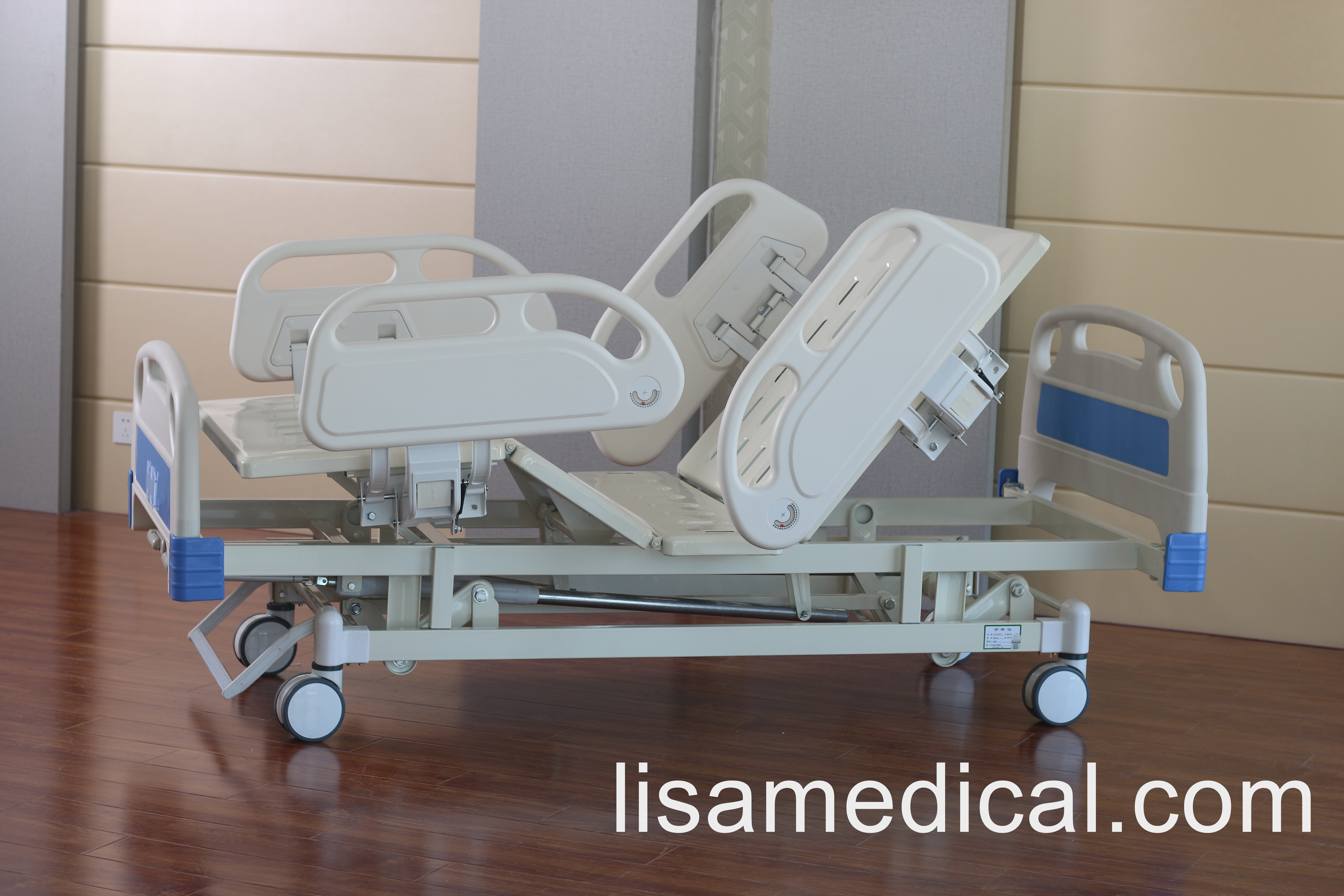 LSA-S304 Manual three-function hospital bed