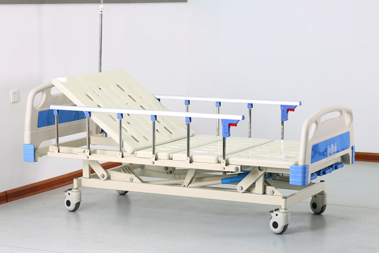 Cama Manual De Tres Ruedas (rueda Común, Barandilla De Aleación De Aluminio)