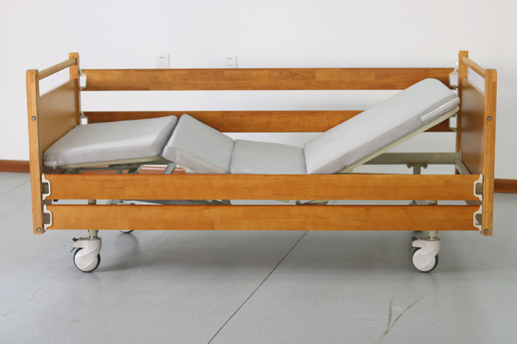 3 Cama De Cuidados Manuales