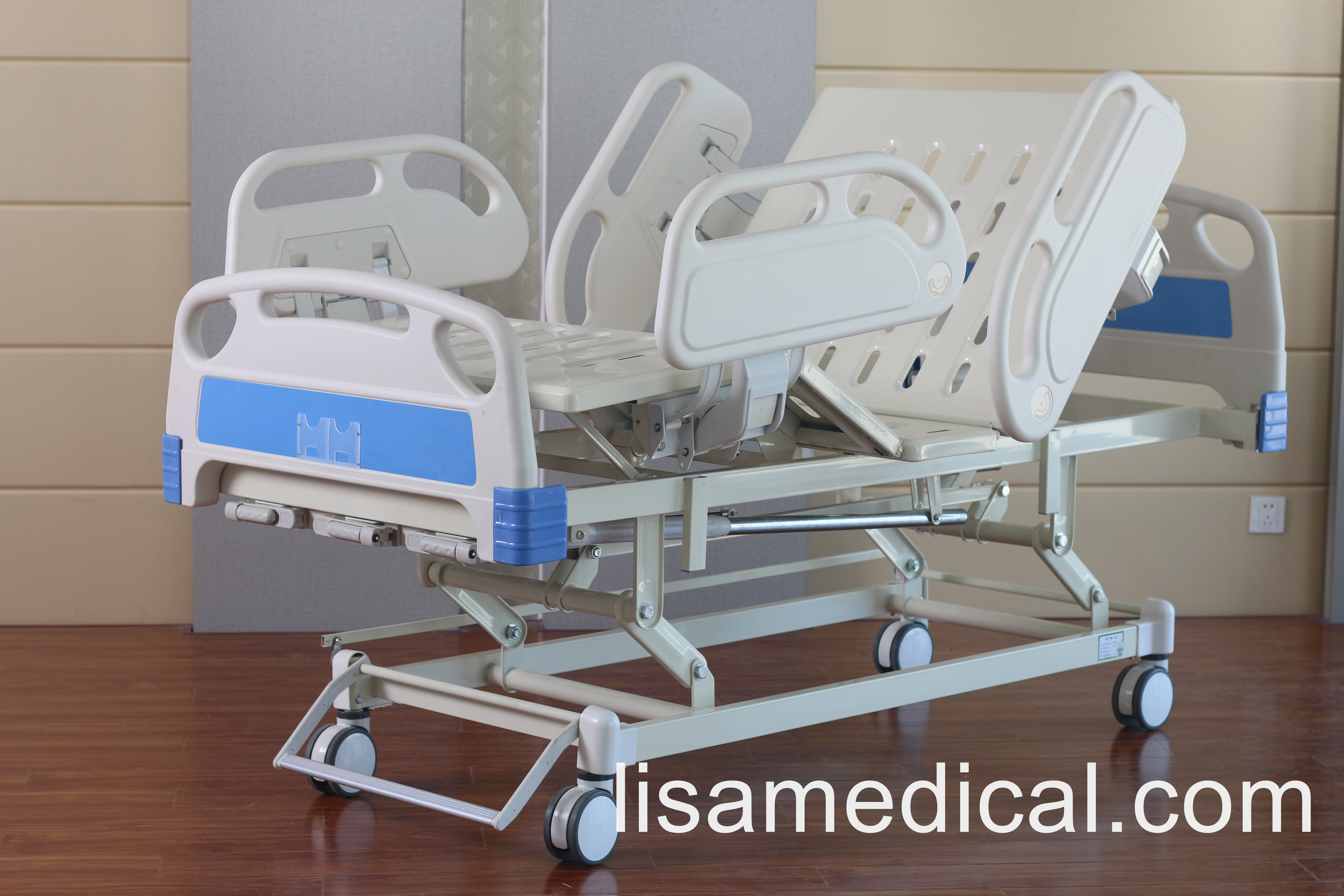 LSA-S304 Manual three-function hospital bed