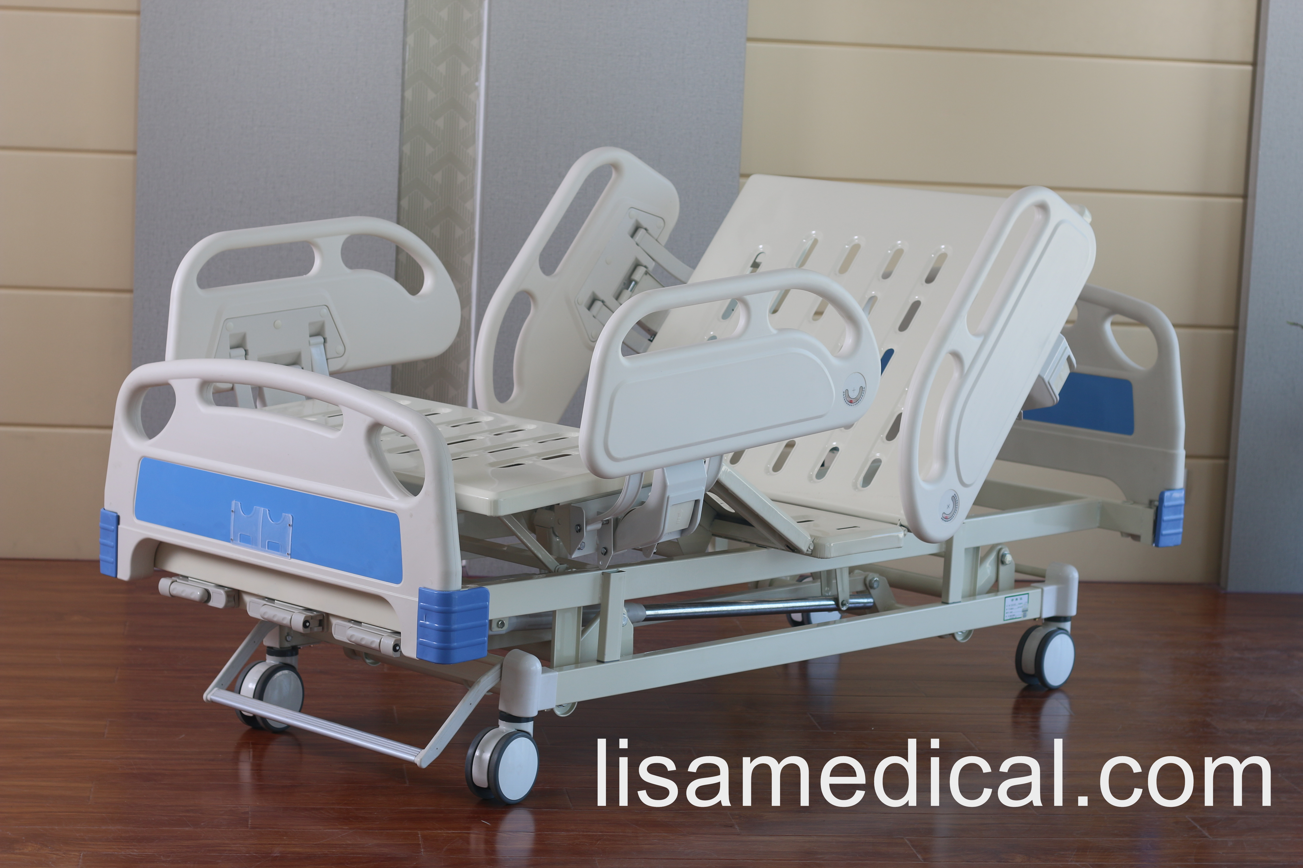 LSA-S304 Manual three-function hospital bed